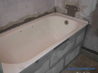 Како причврстити купатило на зид