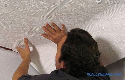 Како леплити винилну тапету на зидовима и плафону (+ фотографије)